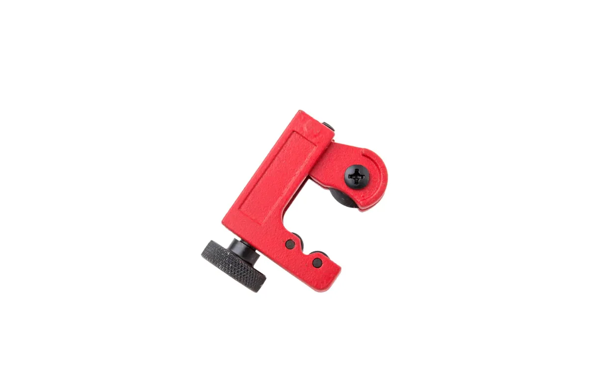 Mini cortadora de caños BlueStar CT128 roja con rueda de ajuste negra